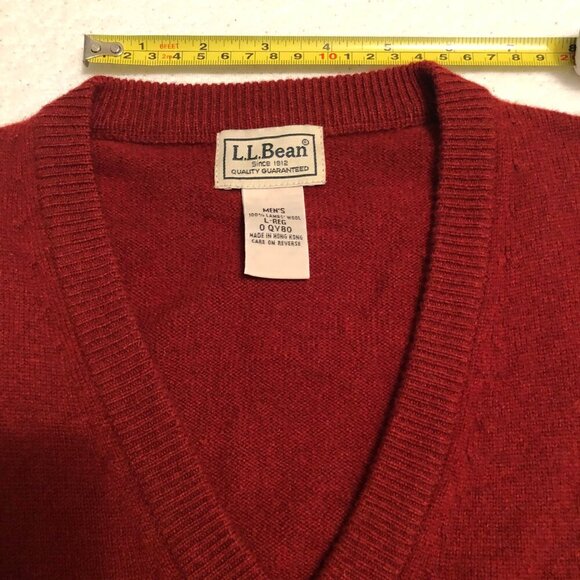 LL BEAN Vest Mens Size L Sweater 100% Pure Lambswool V-Neck Sleeveless Color Red - Picture 8 of 9